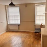 Amazing 2 Bedrooms Flat In Islington