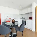 Amazing 2 Bedrooms Flat In Islington